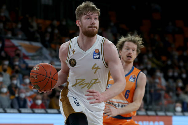 耳曼的两位 耳曼的两位